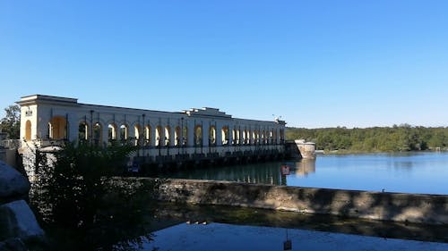 The Panperduto Dam