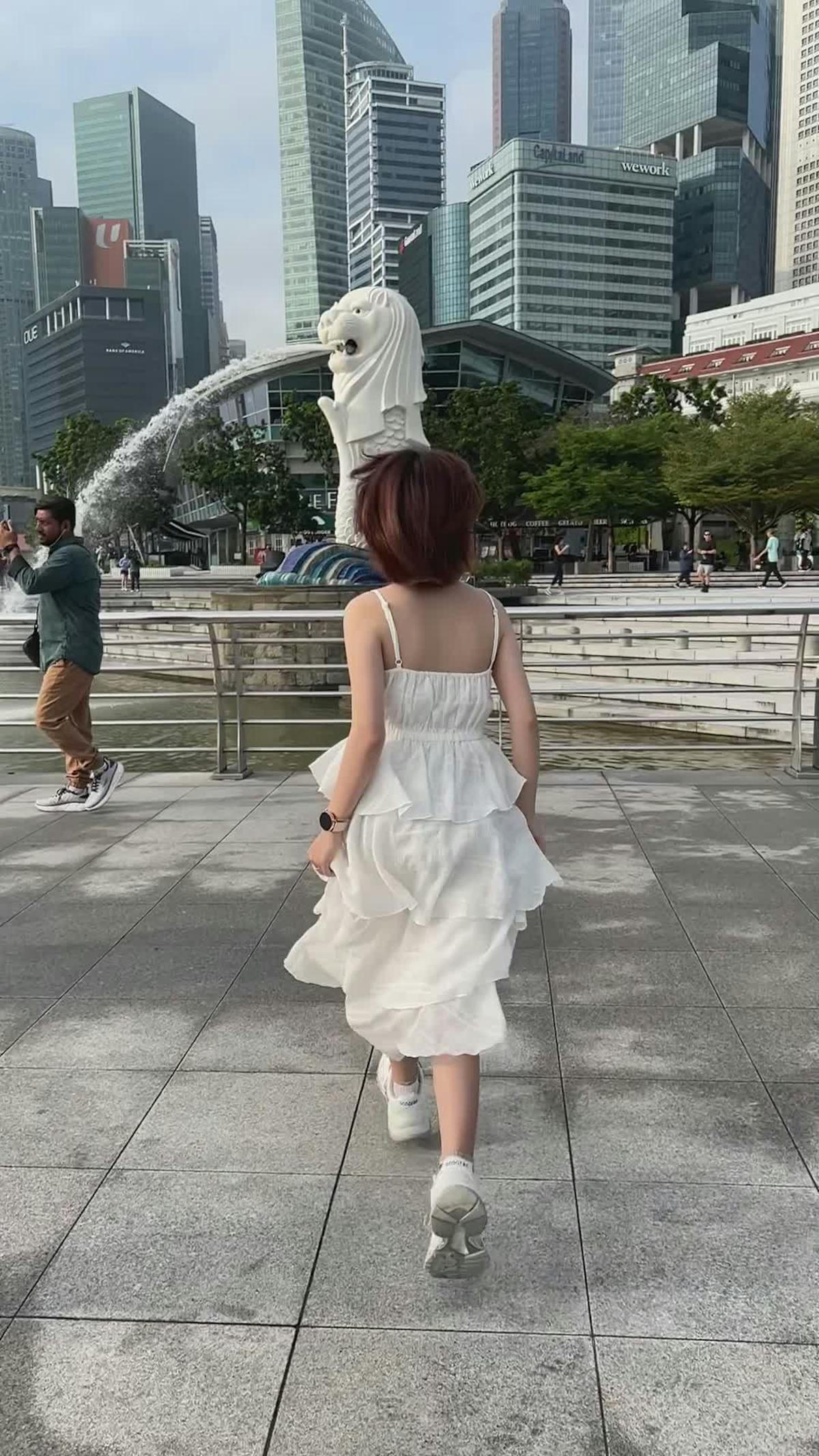 1+Girl+15+Ghost Videos, Download The BEST Free 4k Stock Video Footage ...