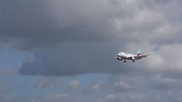Airplane Animation Videos, Download The BEST Free 4k Stock Video ...