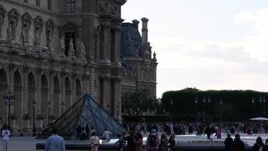 iconic louvre museum exterior in paris