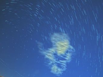 夜空星轨延时免费下载视频素材