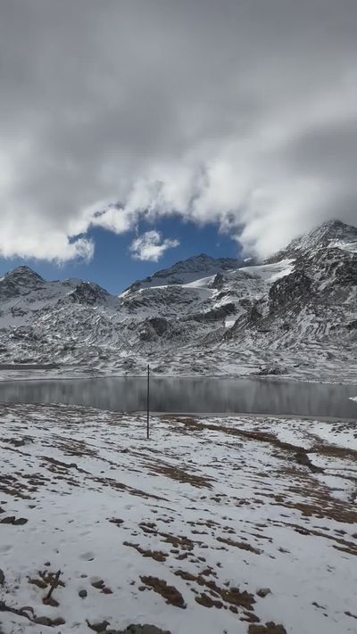Inas Isleem's fantasy landscape cinematic video