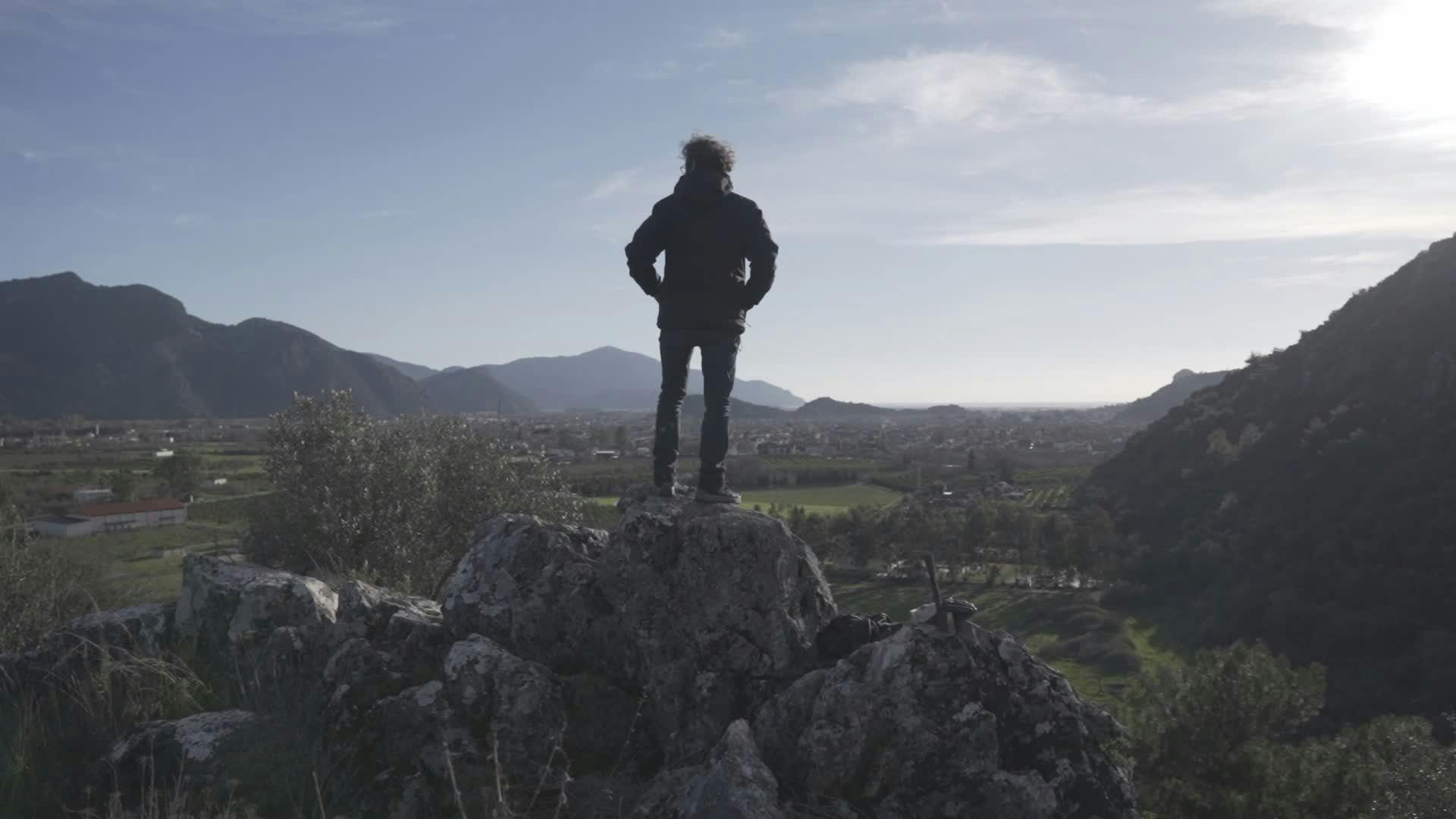 Video by Özgür Sürmeli