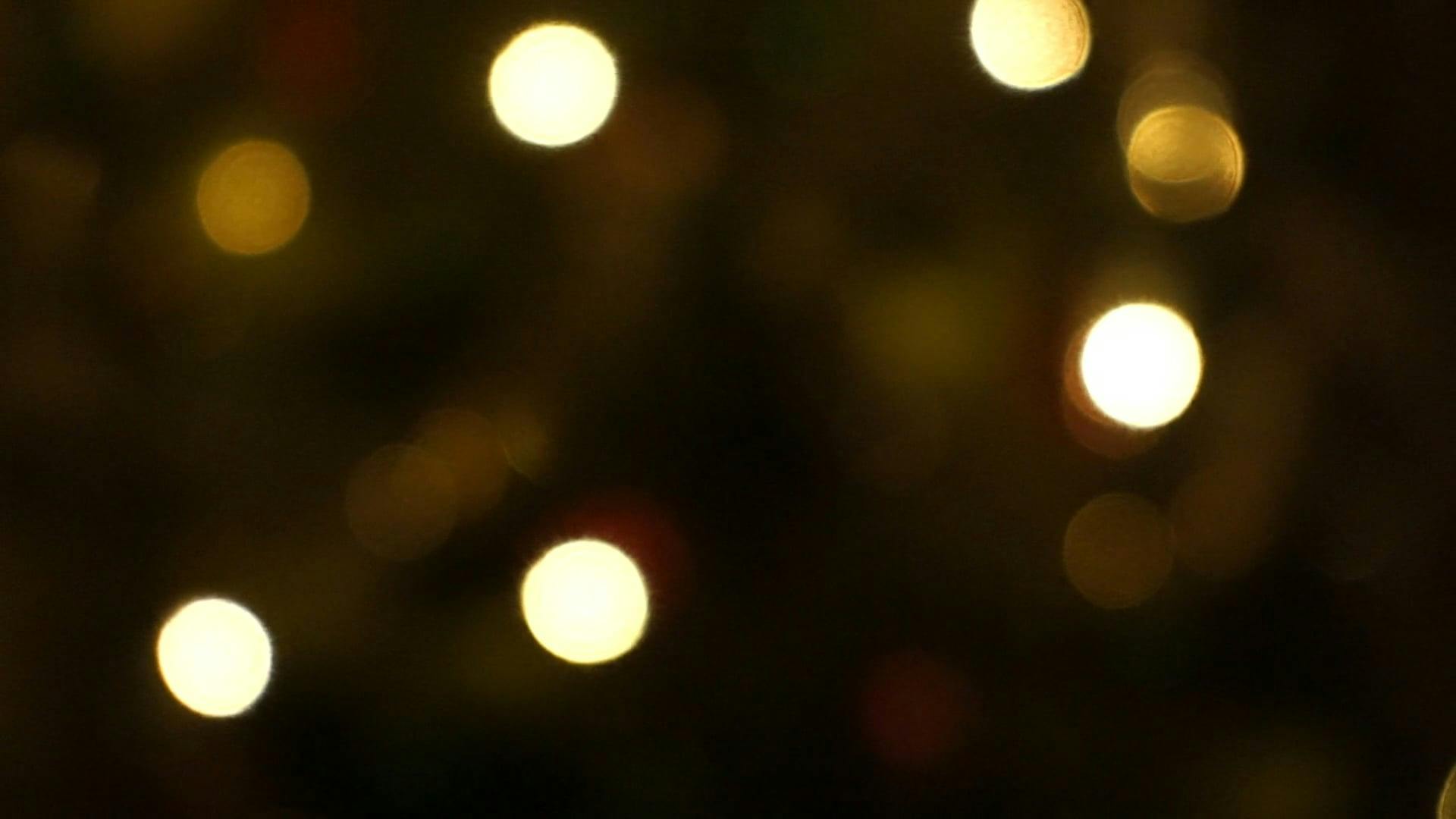 An out Of Focus Footage Of A Flashing Christmas Lights · Free Stock Video