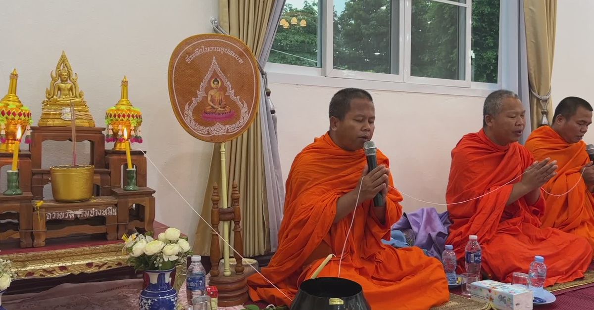 Buddhost Chanting Buddhist Monks Chanting in Traditional Ceremony Free Stock Video ...