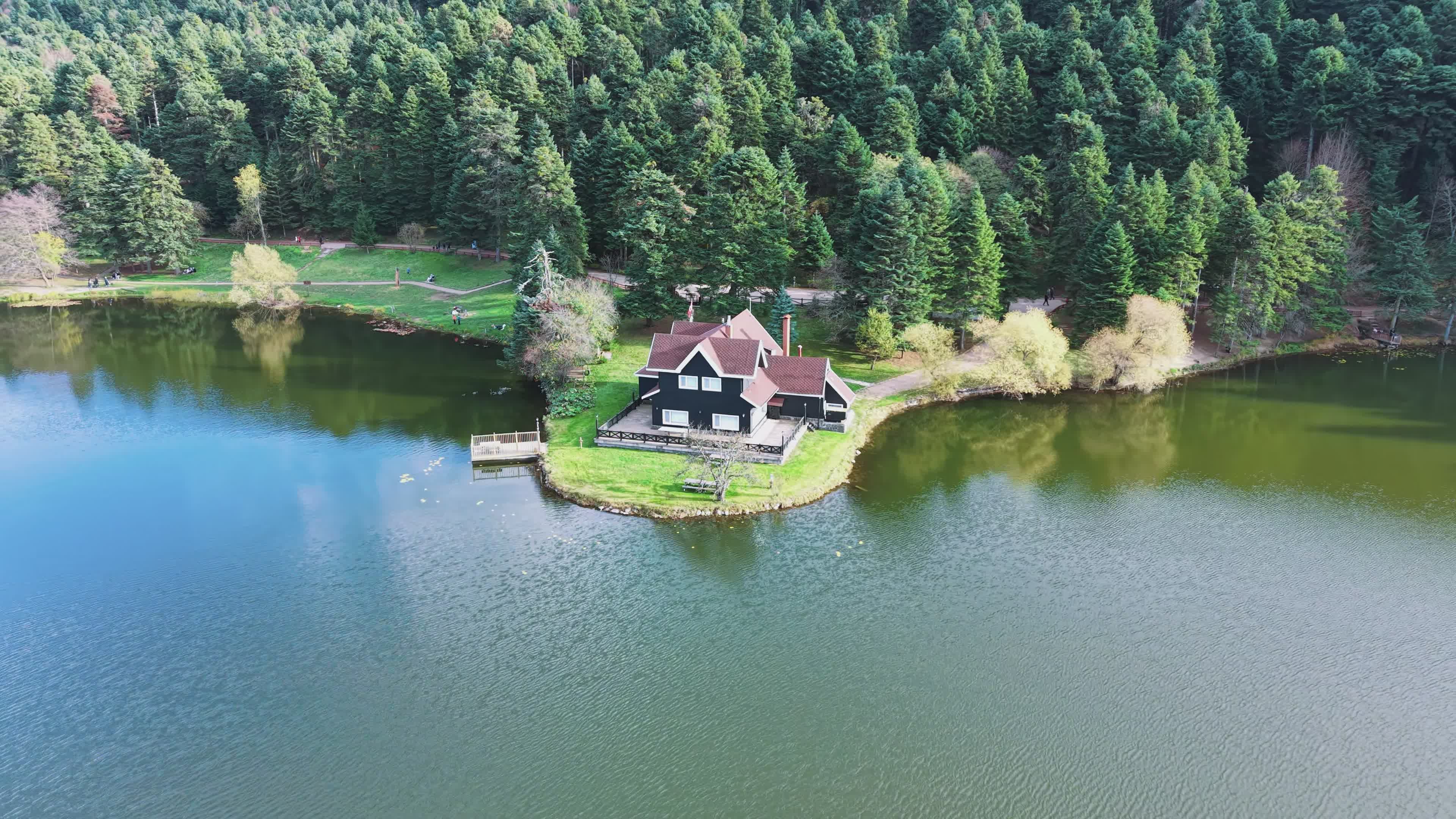 serene-aerial-view-of-g-lc-k-lake-in-bolu-turkey-free-stock-video