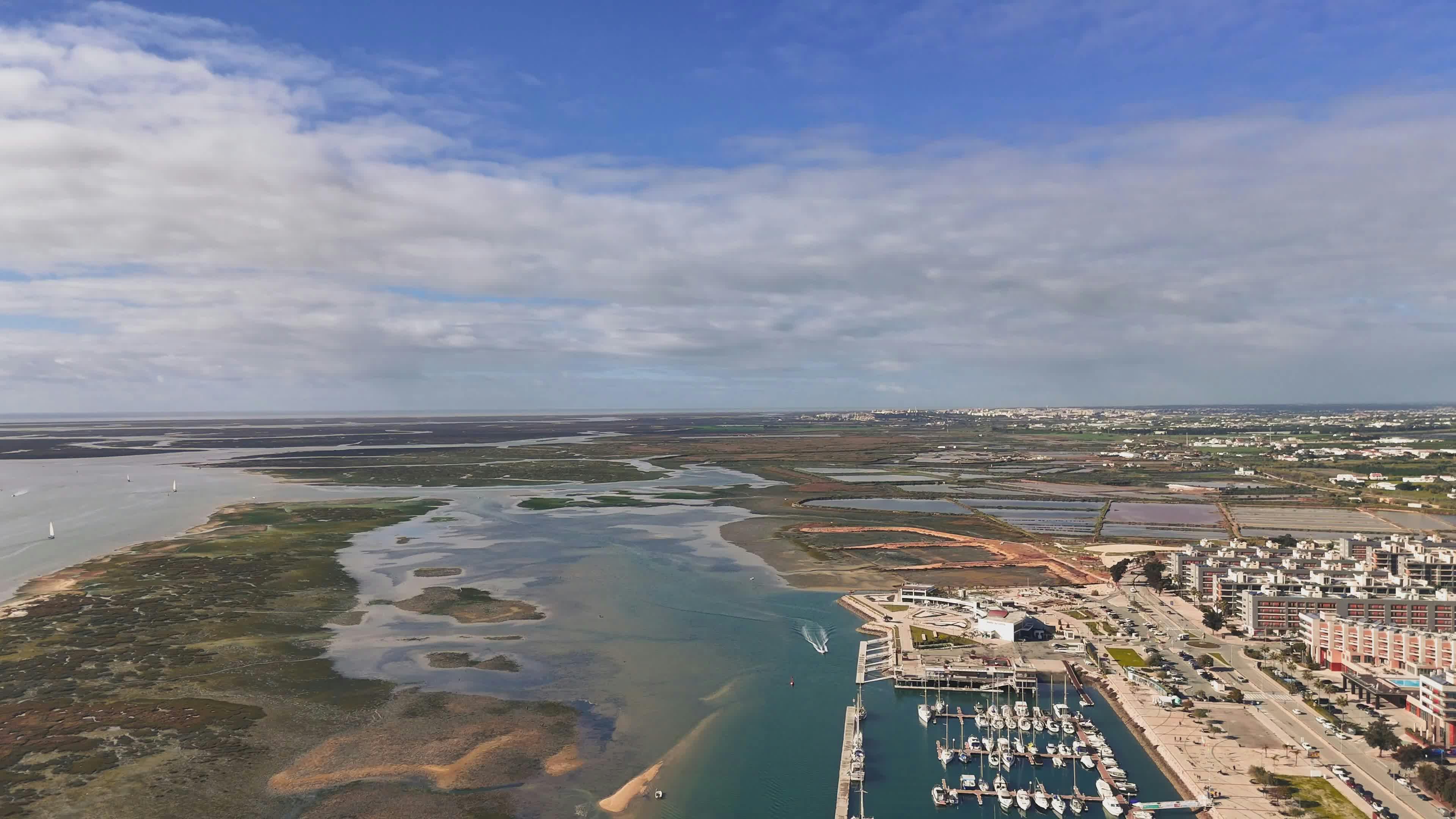 Video by Efrem  Efre