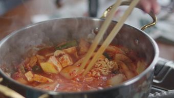 吃火锅视频素材高清视频视频素材