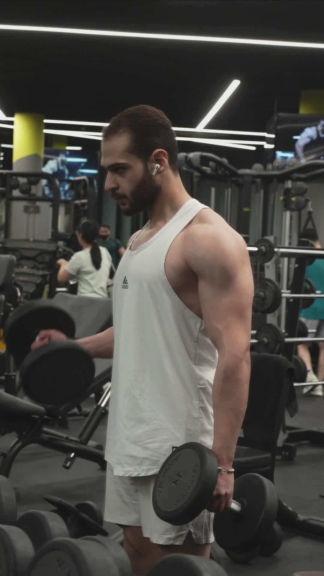 Gym Workout Videos, Download The BEST Free 4k Stock Video Footage & Gym ...