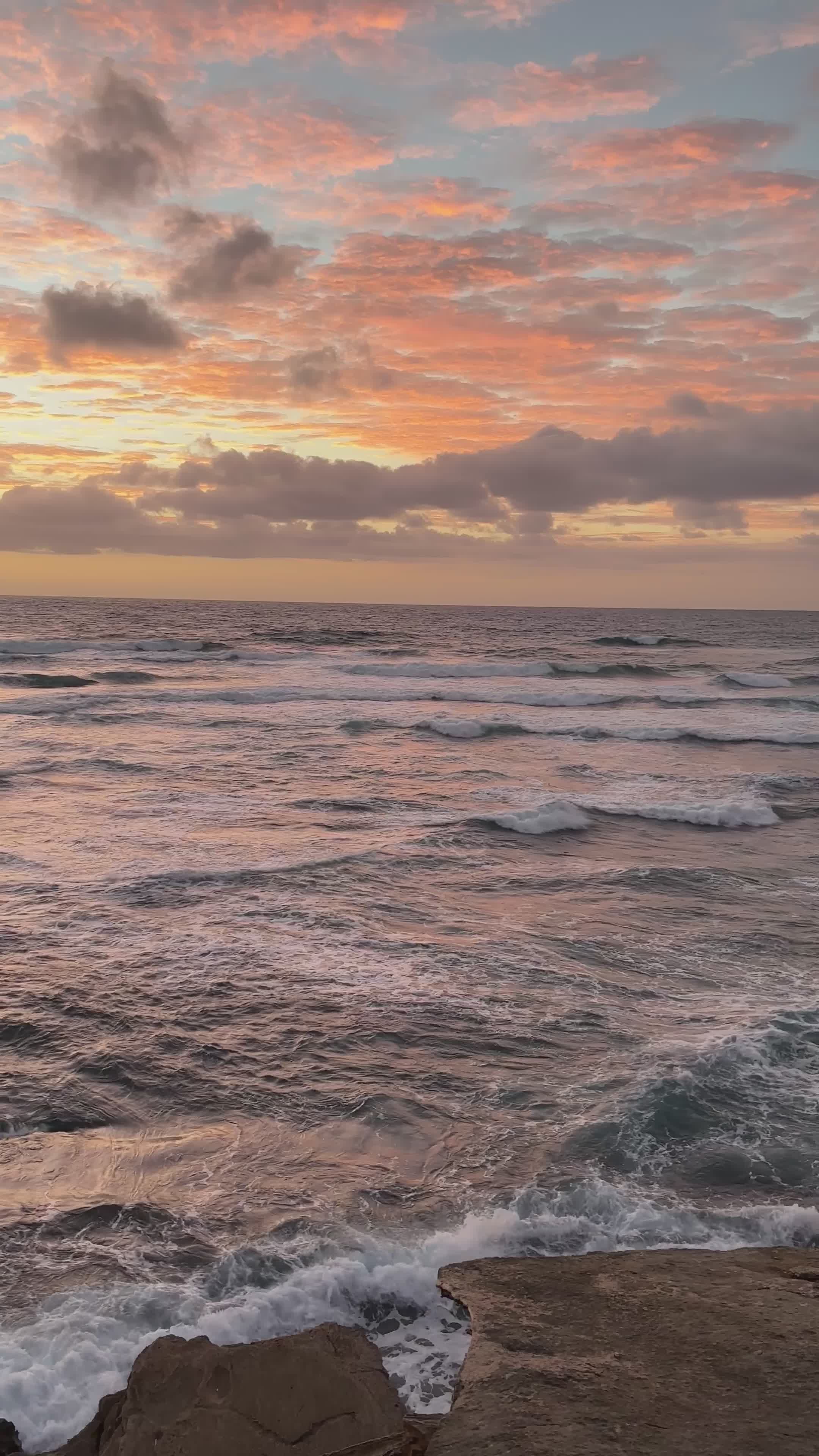 serene ocean sunset with waves at twilight 35600082
