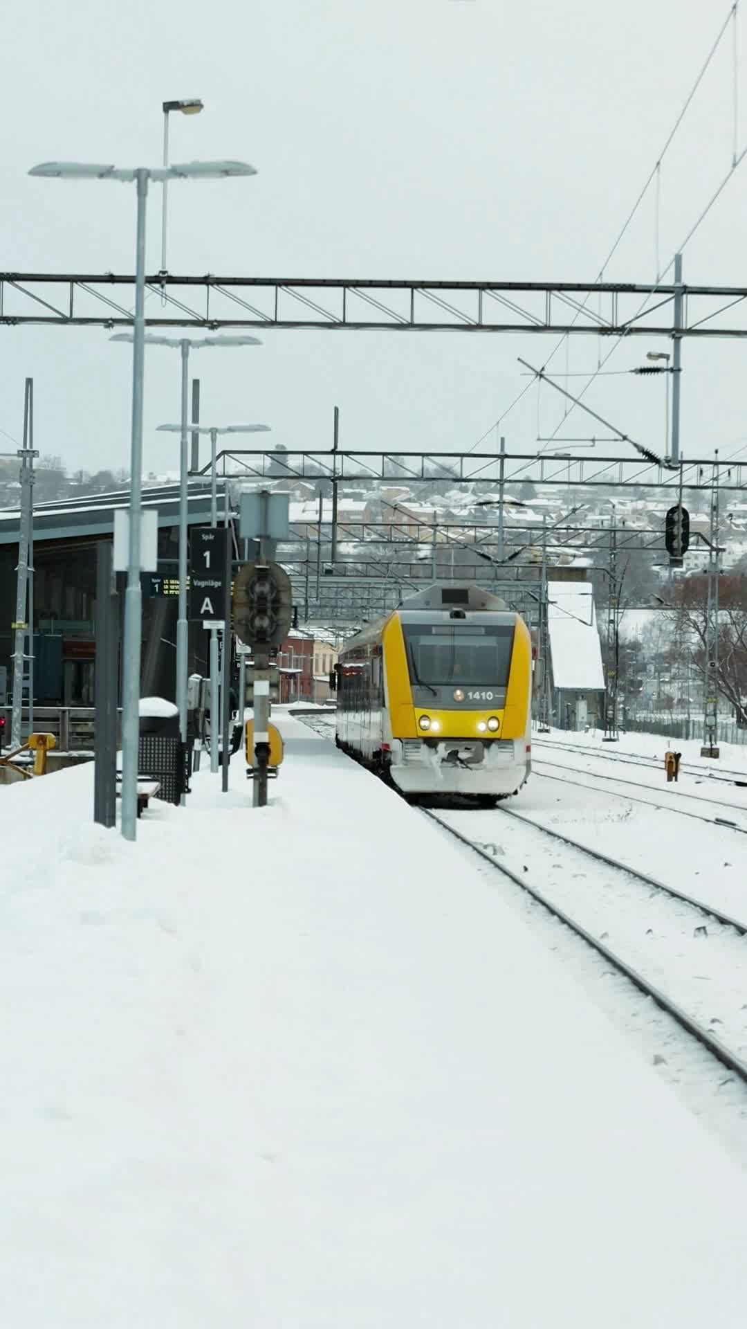 Yellow Train Arriving in Snowy Sweden Free Stock Video Footage, Royalty ...