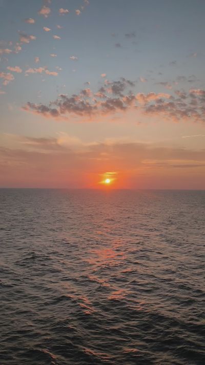 benedicto 13's ocean waves sunset video
