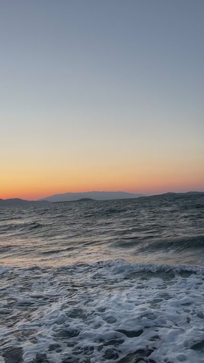 Orthosved's ocean waves sunset video