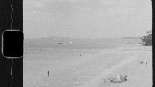 Stary Materiał Filmowy Ludzi Spędzających Czas Na Plaży