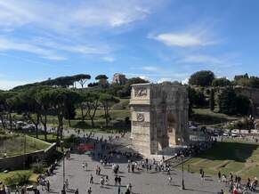 aerial view of arch of constantine in rome