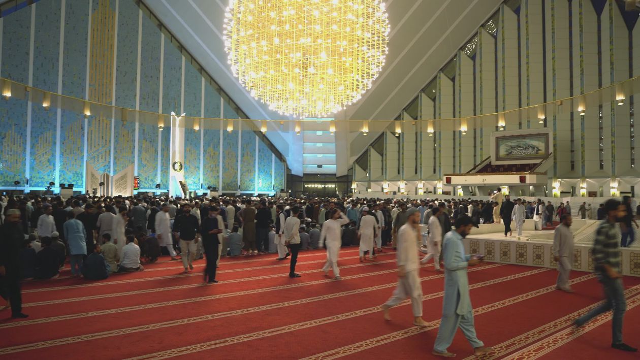 Mosque Party Crowded Event at Iconic Mosque Interior Free Stock Video Footage ...