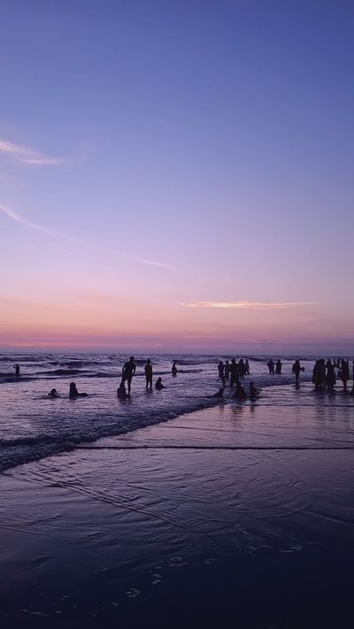 Sudden  Click25's ocean waves sunset video