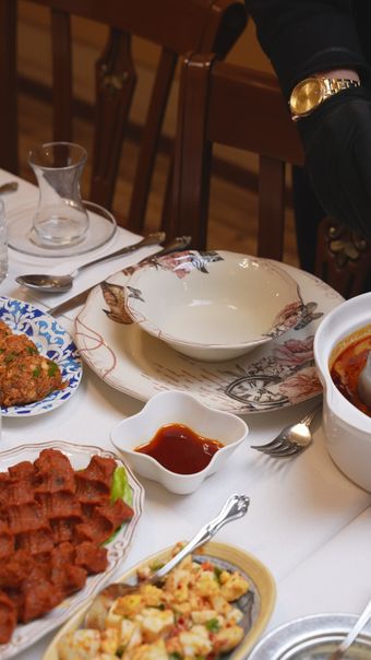 餐桌吃饭视频素材