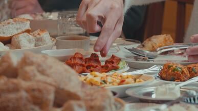traditional middle eastern iftar gathering