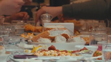ramadan iftar dinner with family and friends