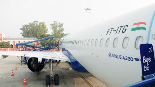 Entering The Plane In Both Sides