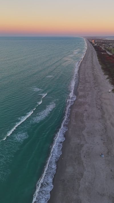 Chris  The Island's ocean waves sunset video