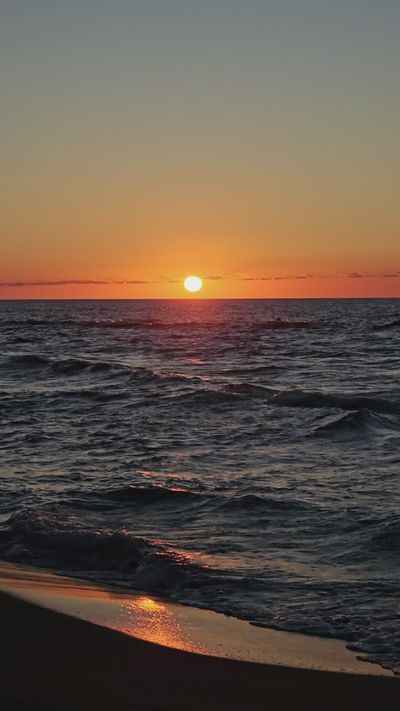 zeynep's ocean waves sunset video