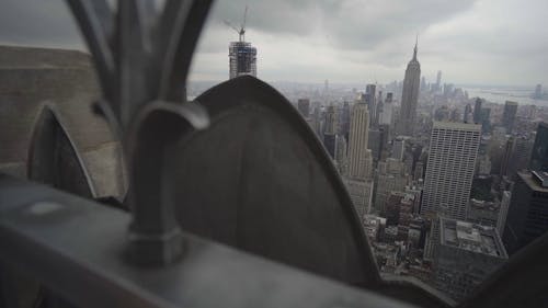 Vue Aérienne Du Paysage Urbain Sous Un Ciel Sombre