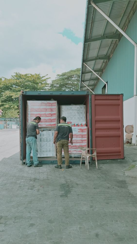 Opening Container Videos, Download The BEST Free 4k Stock Video Footage ...