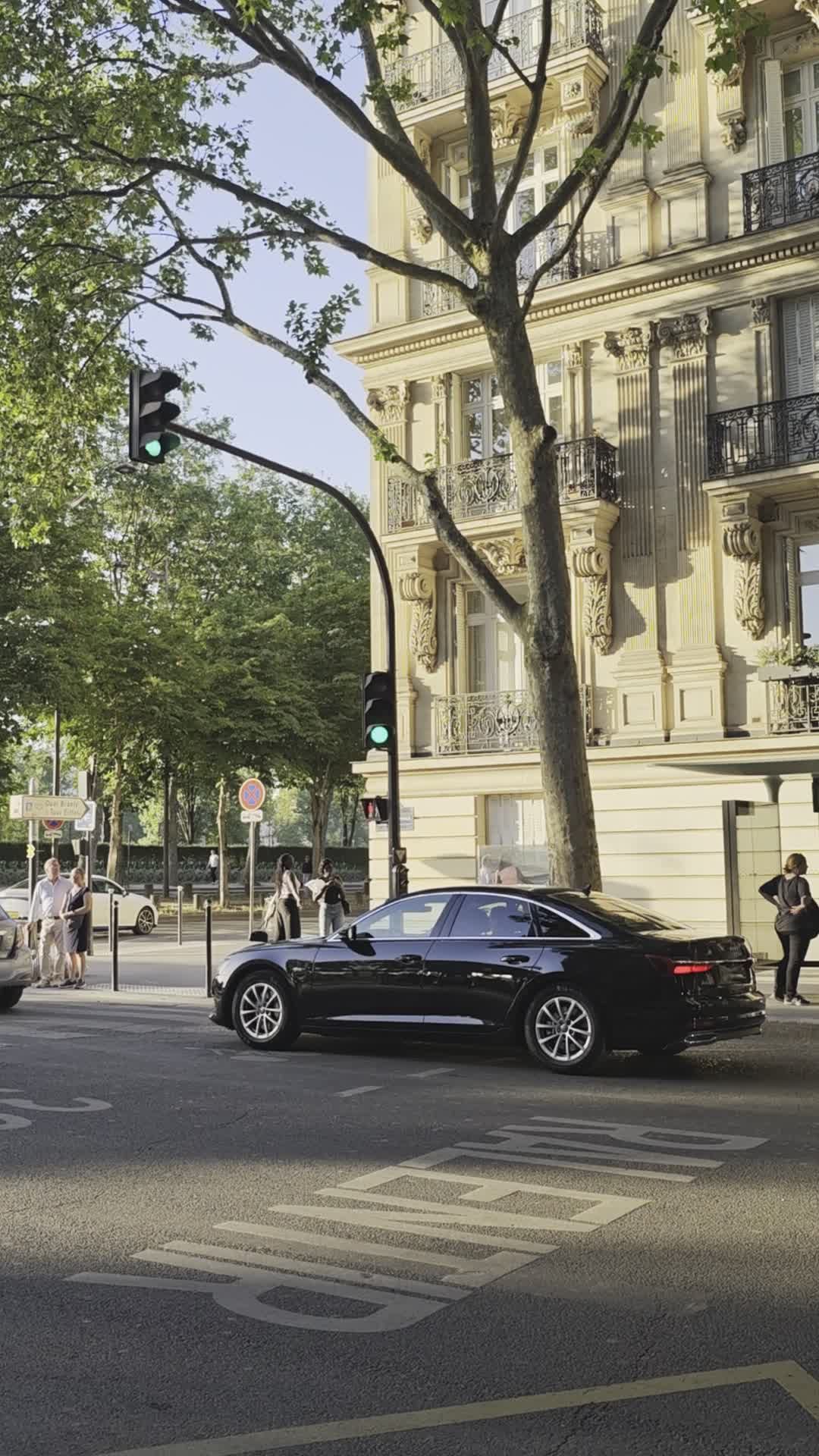 wanderlust activated
📍 Paris
🎥 Barkalı · Pexels
#travel #city #citybreak #skyline #wanderlust
