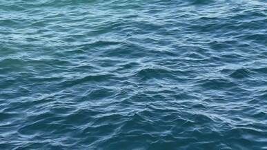 serene ocean waves gently rippling