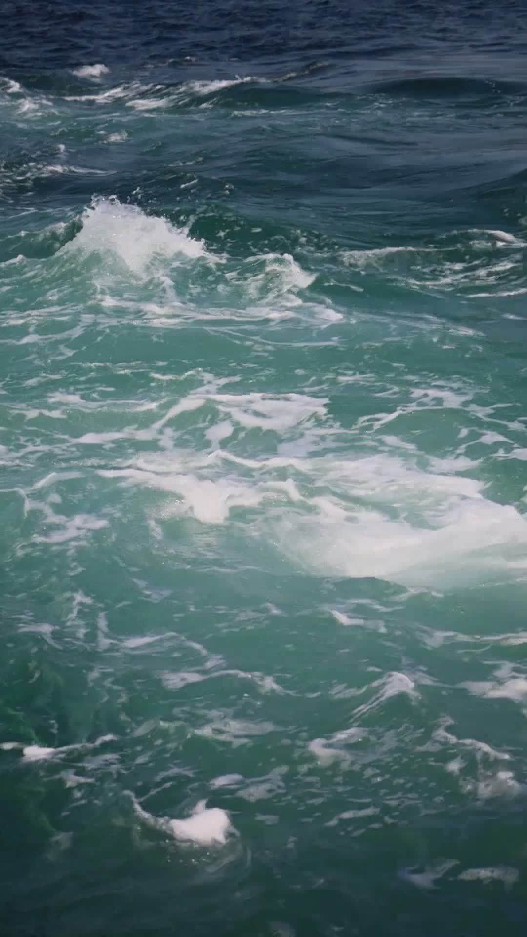 Video by Melike