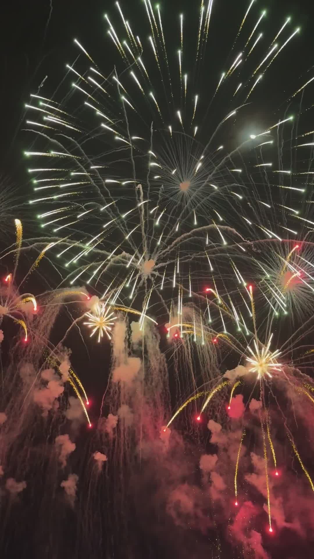 spectacular nighttime fireworks display 38457587 — free pexels stock footage