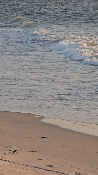 Manish Hirapara's ocean waves sunset video