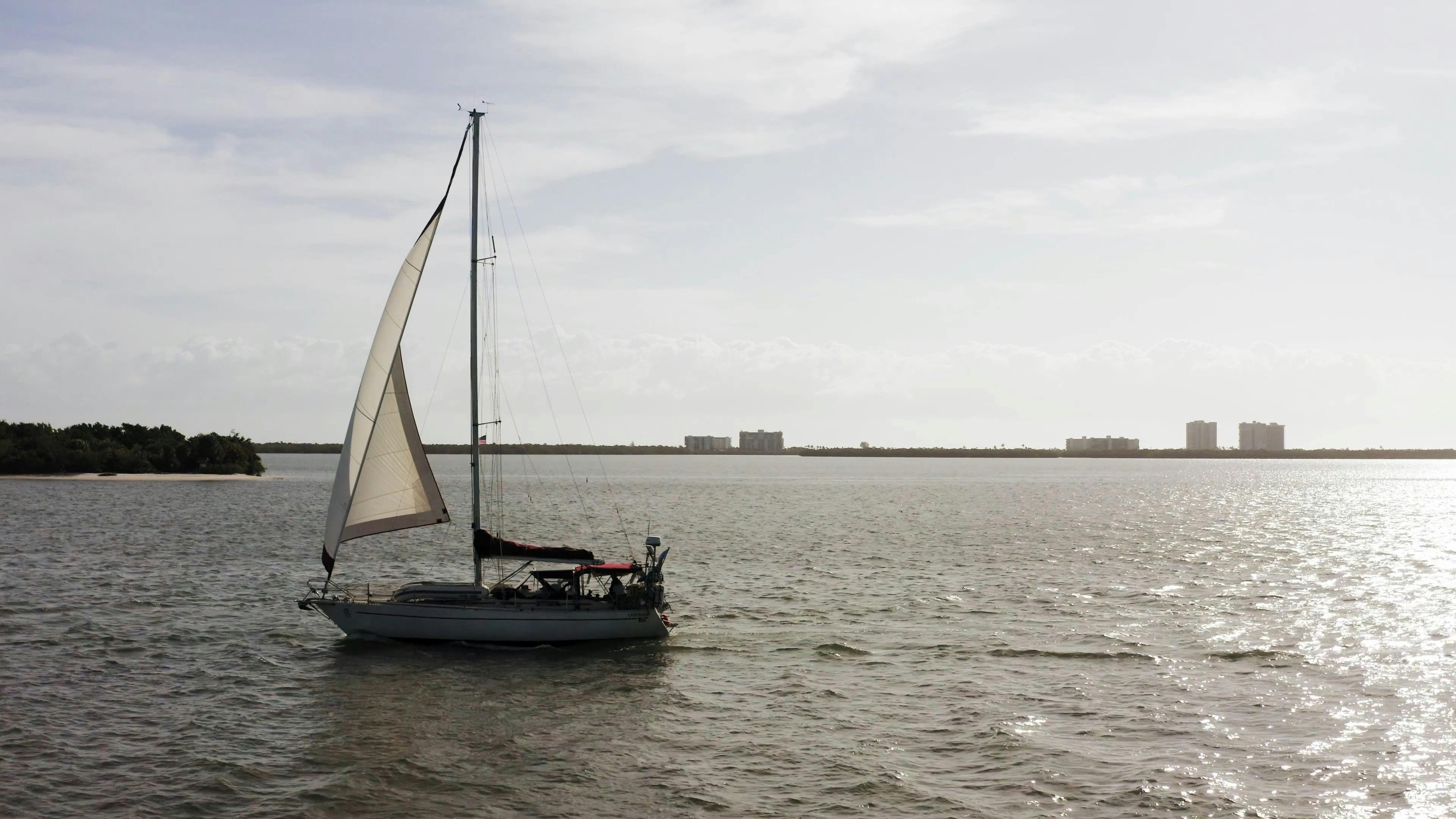 sailboat tracking