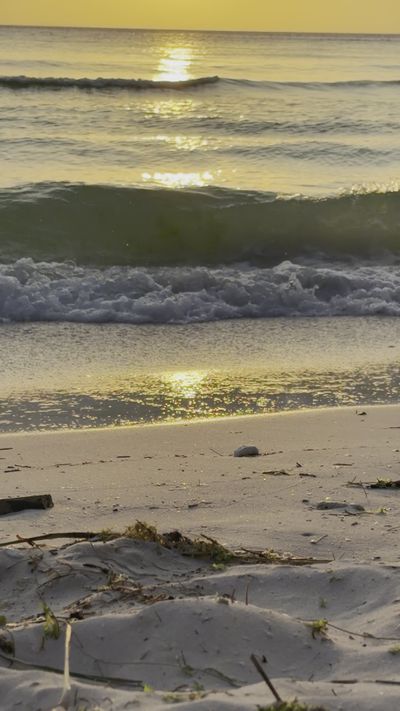Krishna Nellutla's ocean waves sunset video