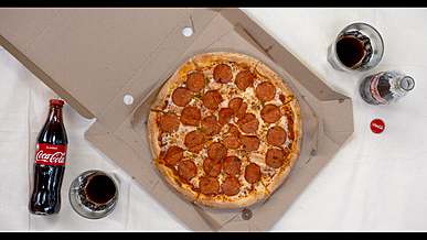 food pizza hands friends