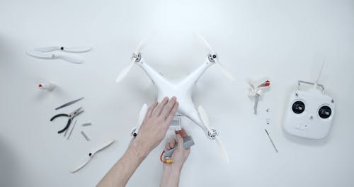 Setting The Battery Of A Drone Machine