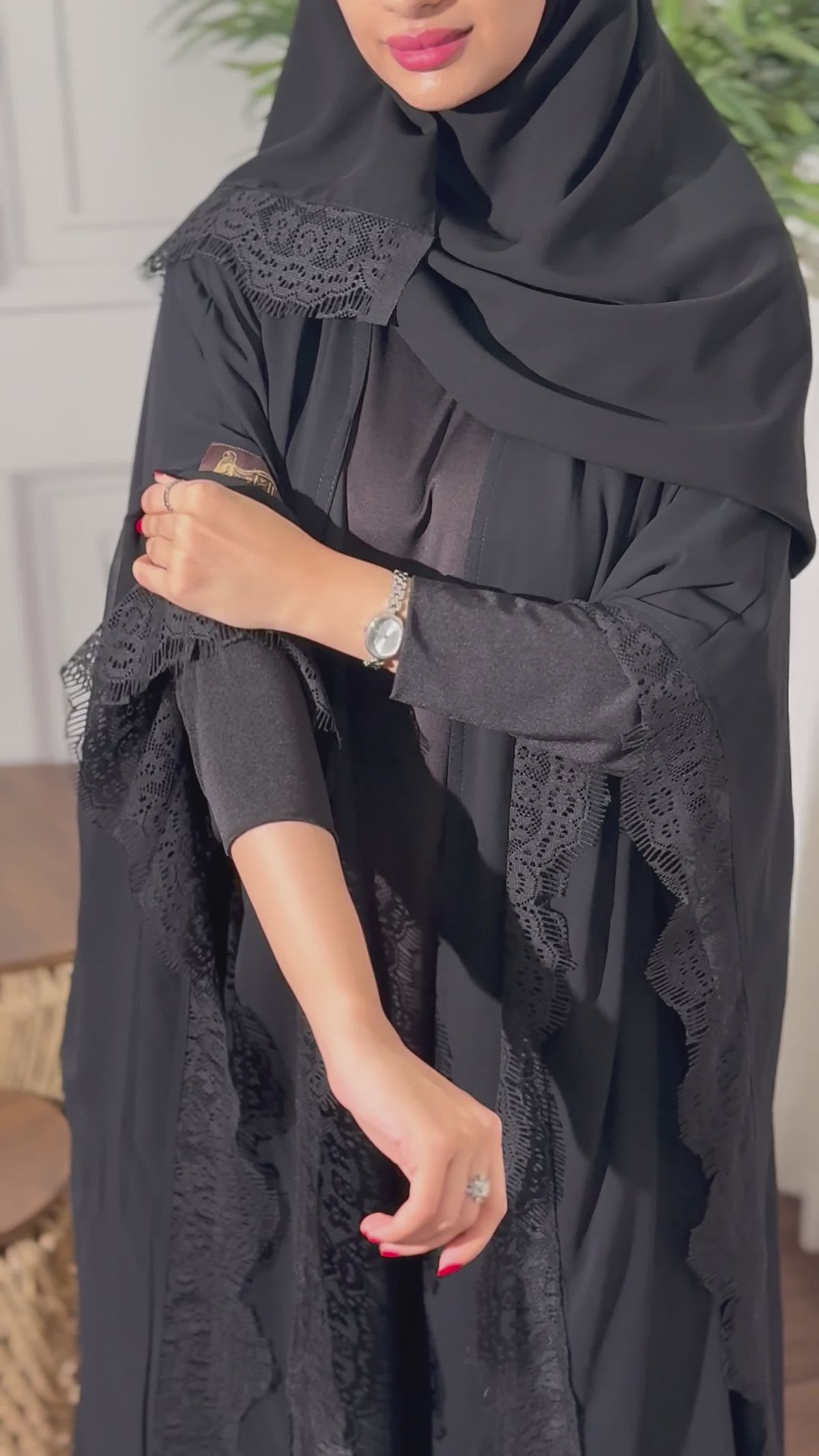 عباية سوداء كلوش