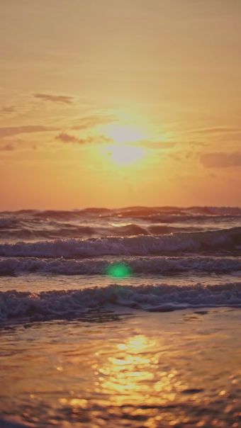 4K海浪落日高清视频视频素材