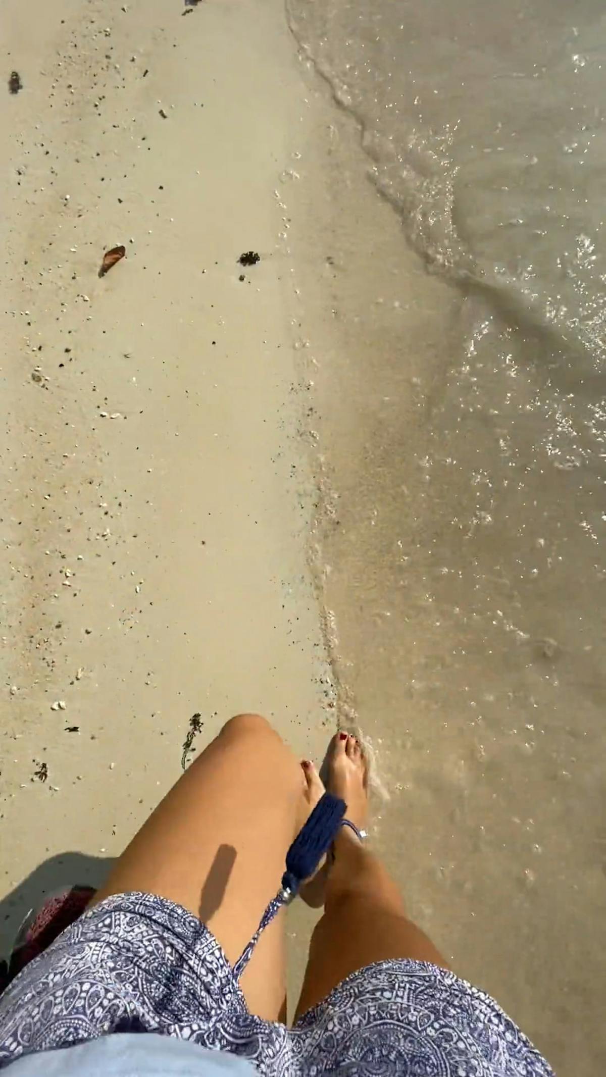 Nude Woman Walking On Beach Videos, Download The BEST Free 4k Stock