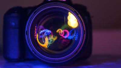 add light effects to video online