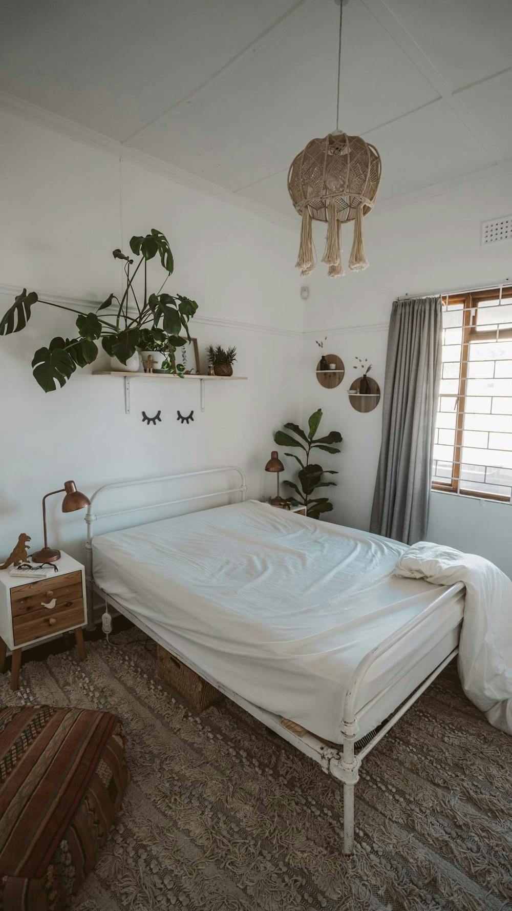 Best Christian Decor: Elevating Your Home with Faith-Inspired Accents Best Christian Decor: Elevating Your Home with Faith-Inspired Accents