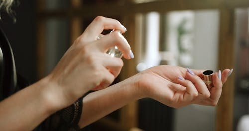 Female womans thumb with stick on googly, Stock Video