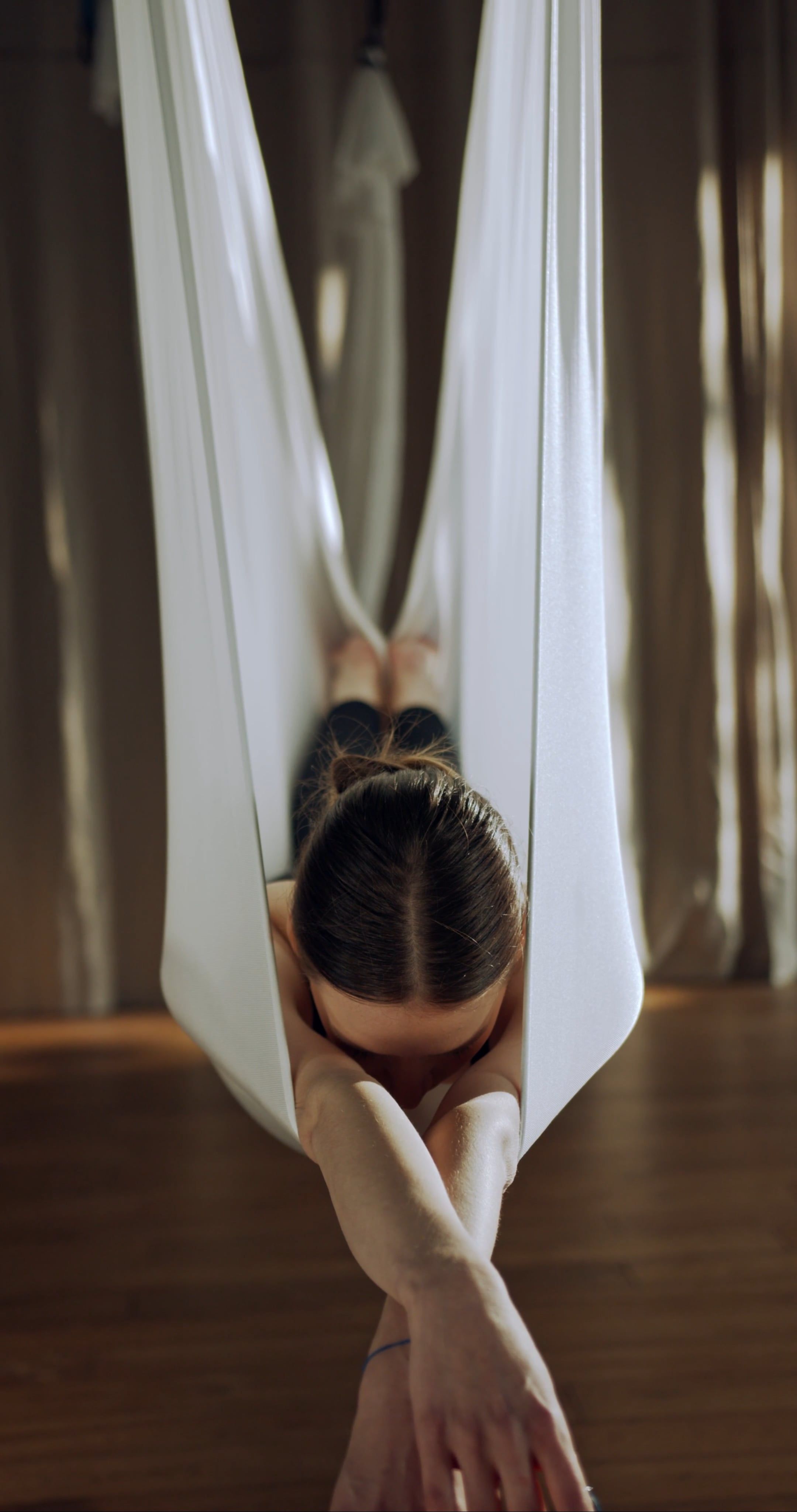 Inversion Therapy Videos, Download The BEST Free 4k Stock Video Footage ...