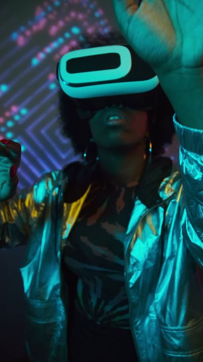 Darlene Alderson's cyberpunk aesthetic video