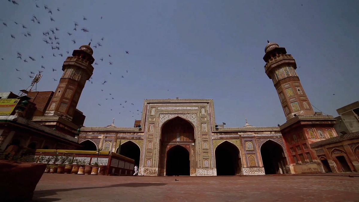 Busy People Outside a Mosque Free Stock Video Footage, Royalty-Free 4K ...