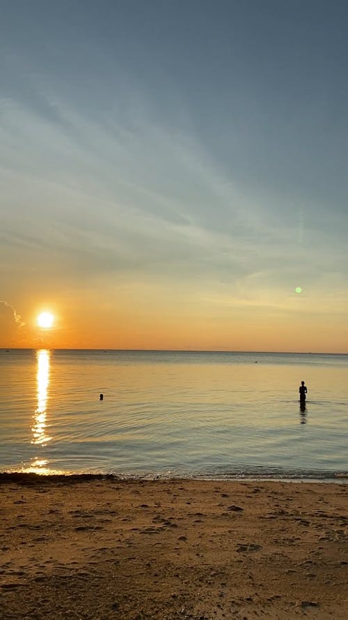 Beach Sunset With Waves Splashing - 4K Vertical Video Format - Relaxing  Nature 