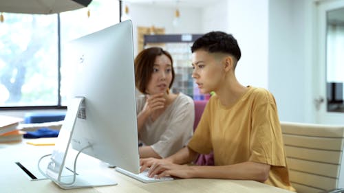 Video Of Women Working Together