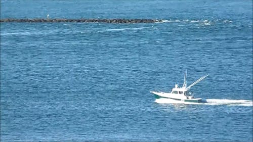 Video Of Yacht Sailing In The Ocean 